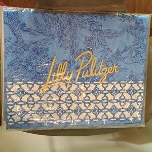 NWT Lilly Pulitzer Blue Table Runner